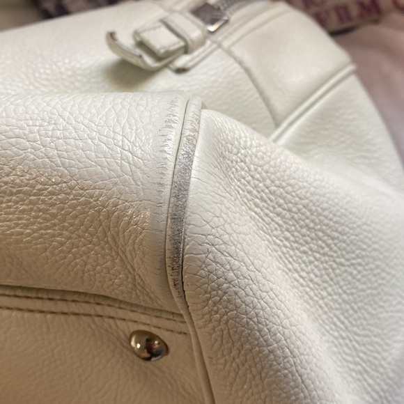 YVES SAINT LAURENT White Pebbled Leather Large Obi Bowler Bag w/ Zippered Pouch - Picture 5 of 16